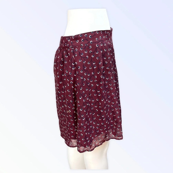 OLD Navy Maroon Floral Mini Skirt - Picture 4 of 5